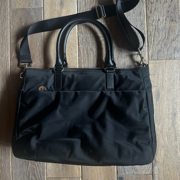 Lo & Sons Brookeline laptop bag - black with gold hardware - Picture 1 of 5